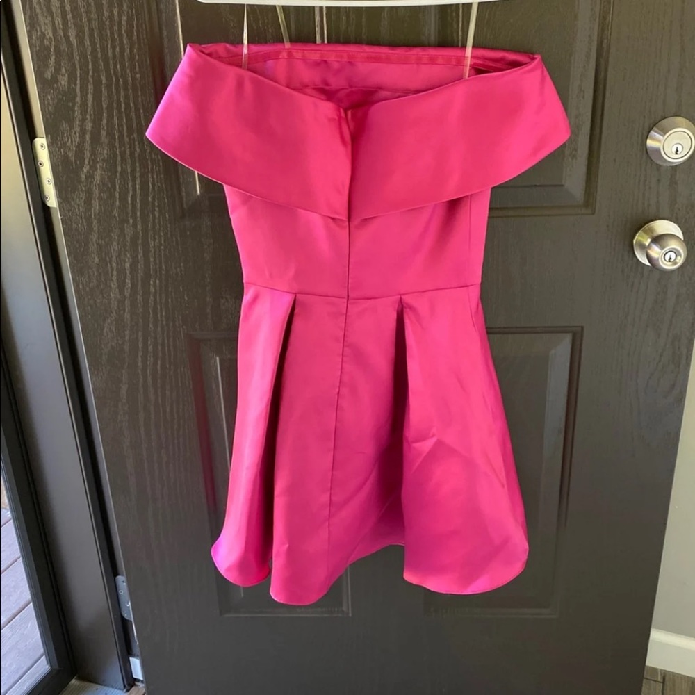 Dress - Picture 2 of 2